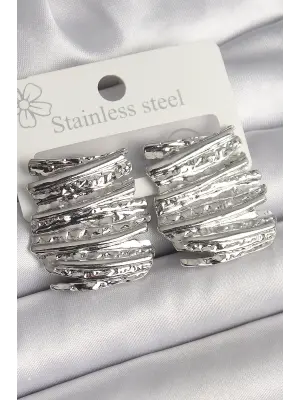  Gümüş İşlemeli Kare Plaka Model Çelik Küpe