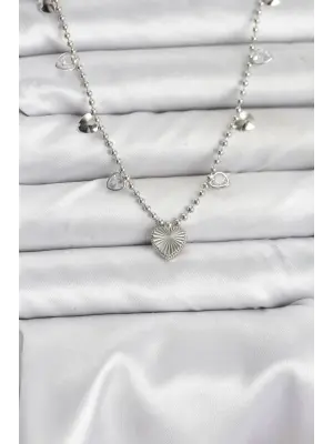 Pirinç Gümüş Renk Kalp Model Kadın Kolye