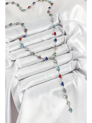 Pirinç Gümüş Renk Karışık Renk Zirkon Taşlı Kalpli Y Kadın Kolye