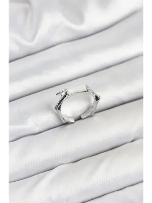 Pirinç Gümüş Renk Kemik Model Kadın Yüzük