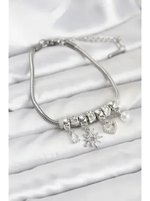 Çelik Gümüş Renk Kutup Yıldızı ve Kalp Charmlı Kadın Bileklik