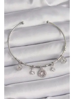 Pirinç Gümüş Renk Sallantı Zirkon Taşlı Yonca Figür Charm Bileklik