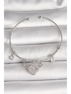 Pirinç Gümüş Renk Sallantı Zirkon Taşlı Yonca Figür Charm Kadın Bileklik