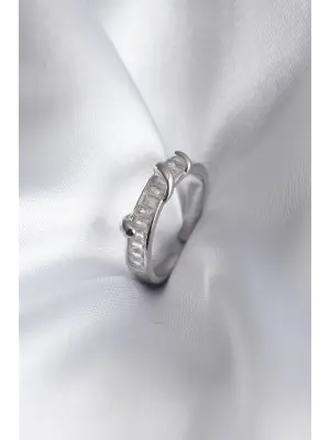  Gümüş Su Yolu Zirkon Taşlı Çelik Yüzük