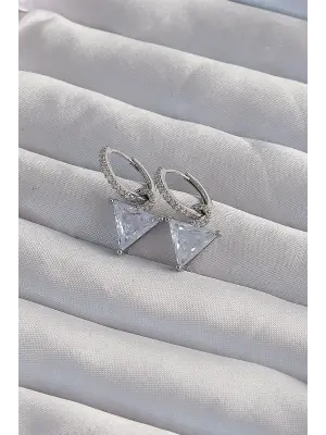 Gümüş Üçgen Zirkon Taşlı Sallantılı Halka Küpe
