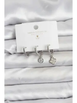 Pirinç Gümüş Renk Yonca Model 3lü Kadın Küpe Seti