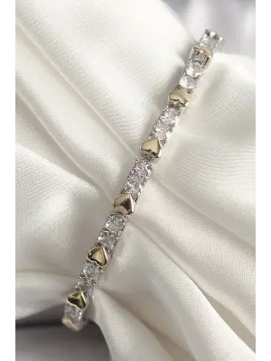 Pirinç Gümüş Renk Zirkon Taşlı Gold Kalp VIP Seri Kadın Bileklik