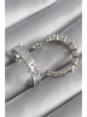  Gümüş Zirkon Taşlı Halka Model Çelik Küpe