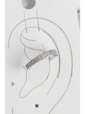 Pirinç Gümüş Renk Zirkon Taşlı Kadın Kıkırdak Model Küpe