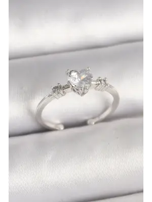 Pirinç Gümüş Renk Zirkon Taşlı Kalp Model Ayarlanabilir Kadın Yüzük