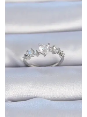  Gümüş Zirkon Taşlı Kalp Model Çelik Yüzük
