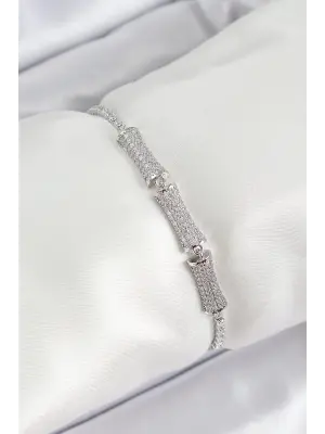 Pirinç Gümüş Renk Zirkon Taşlı Kemik Model Kadın Bileklik