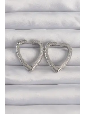  Gümüş Zirkon Taşlı Motifli Kalp Küpe