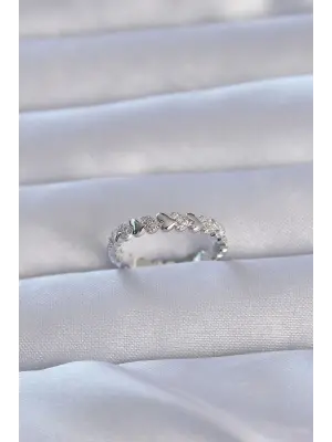  Gümüş Zirkon Taşlı Sıralı Kalp Model Ayarlanabilir Yüzük