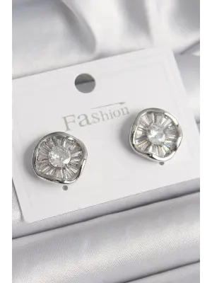  Gümüş Zirkon Taşlı Yonca Model Çelik Küpe