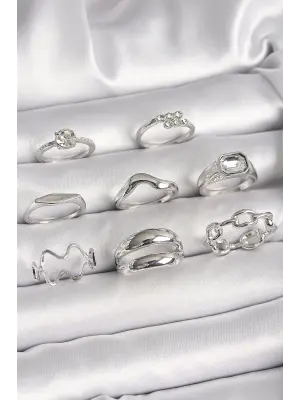 Pirinç Gümüş Renk Zirkon Taşlı Zincir Model Detay Kadın Yüzük Kombini