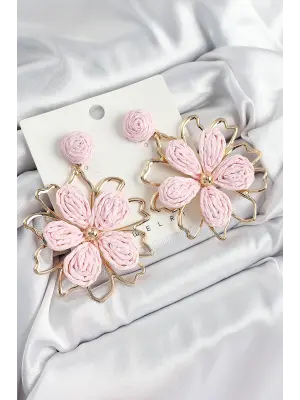Pirinç Pembe Çiçek Model Gold Renk Kadın Hasır Küpe