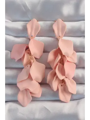  Pudra Renk Sallantılı Yaprak Model Küpe