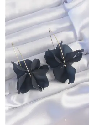  Siyah Renkli Flora Küpe