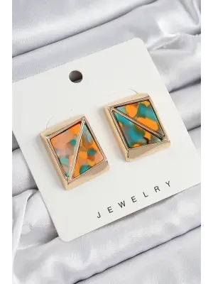 Pirinç  Turuncu Yeşil Üçgen Kesim Detaylı Kare Model Vintage Gold Renk Kadın Küpe