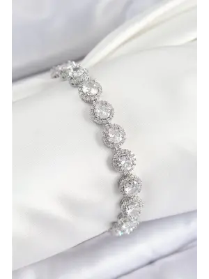 Pirinç Zirkon Taşlı Daire Baget Model Gümüş Renk VIP Seri Kadın Bileklik