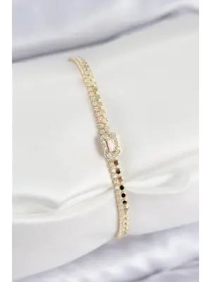 Pirinç Zirkon Taşlı Ezme Zincirli Baget Model Gold Renk Kadın Bilekilk