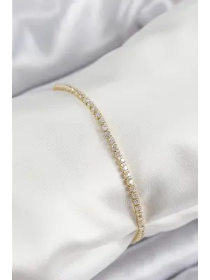 Pirinç Zirkon Taşlı İnce Su Yolu Model Gold Renk Kadın Bileklik