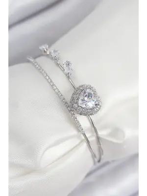 Pirinç Zirkon Taşlı Kalp Model Gümüş Renk Kadın Bileklik