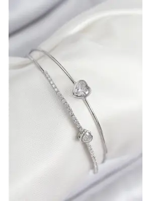 Pirinç Zirkon Taşlı Kalp Model Gümüş Renk Kadın Bileklik