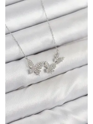 Pirinç Zirkon Taşlı Kelebek Model Gümüş Renk Kadın Kolye