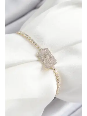 Pirinç Zirkon Taşlı Kutup Yıldızı Model Gold Renk Asansörlü Kadın Bileklik