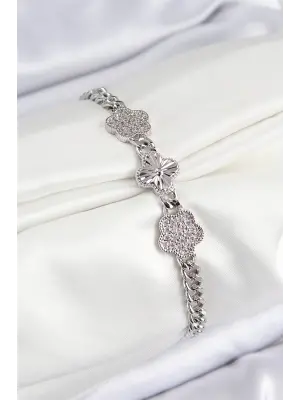 Pirinç Zirkon Taşlı Yonca Model Gümüş Renk Kadın Bileklik