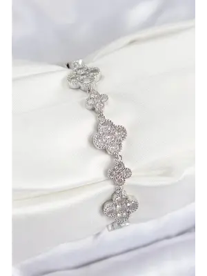 Pirinç Zirkon Taşlı Yonca Model Gümüş Renk VIP Seri Kadın Bileklik