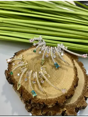 Renkli Taşlı Sıkıştırmalı Kulağa Tırmanan Earcuff Küpe