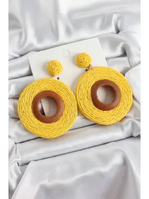 Sarı Halka Figürlü Hasır Örgü Model Gold Renk Kadın Küpe