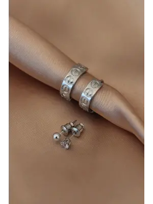 Silver Renk Metal Marka Model Taşlı Küpe Seti