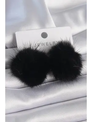 Siyah Renk Tüylü Ponpon Model Çelik Küpe