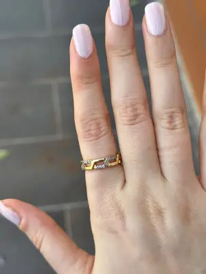 Taş Detaylı Geometrik Labirent Form Altın Kaplama Yüzük