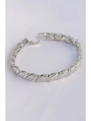 Vip Seri Pirinç Zirkon Taşlı Gümüş Renk Sarmal Model Bileklik