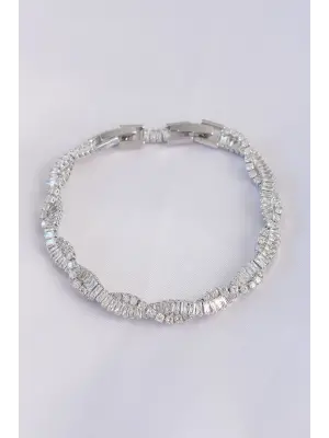 Vip Seri Pirinç Zirkon Taşlı Gümüş Renk Sarmal Model Bileklik