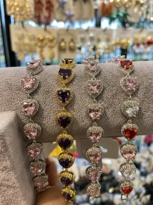 VIP Seri Zirkon Taşlı Kalp Bileklik (Pembe – Mor – Beyaz)
