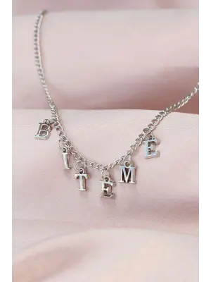 Yeni Sezon Biteme Yazılı Gümüş Renk Sallantılı Kadın Kolye