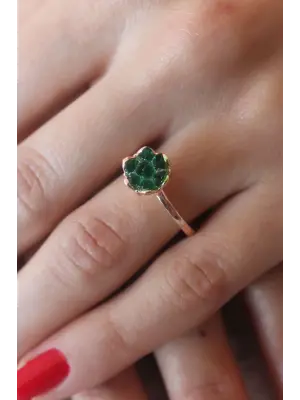 Yeşil Lotus Çiçek Figür Altın Çelik Yüzük