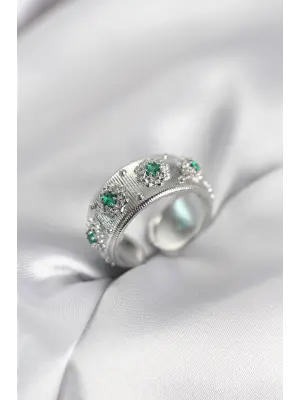 Yeşil Zirkon Taşlı Gümüş Renk Vintage Kadın Yüzük