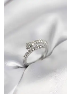 Yılan Model Gümüş Renk Zirkon Taşlı Kadın Yüzük