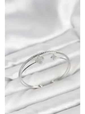 Yonca Model Çelik Gümüş Renk Kadın Bileklik