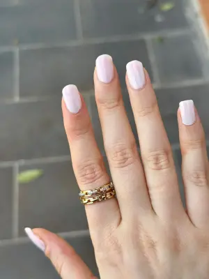 Zincir Model Üç Sıra Taş Detaylı Altın Renk Modern Kadın Çelik Yüzük