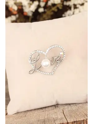 Zirkon Taşlı Love Yazılı Kalpli Broş