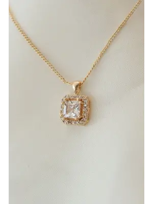 Zirkon ve Kristal Taşlı Kare Kolye