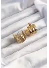   Altın Renk 3lü Görünüm Bombe Model Yarım Halka Küpe